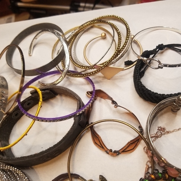 Bracelet Craft Junk/Jewelry lot - Picture 7 of 9